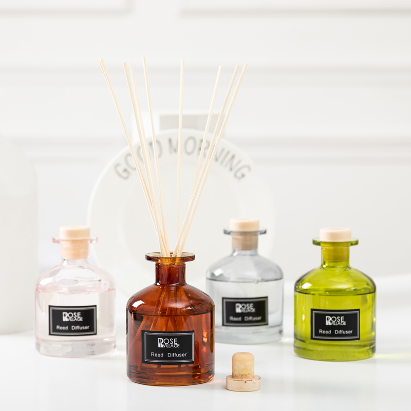 rattan fragrance / diffuser