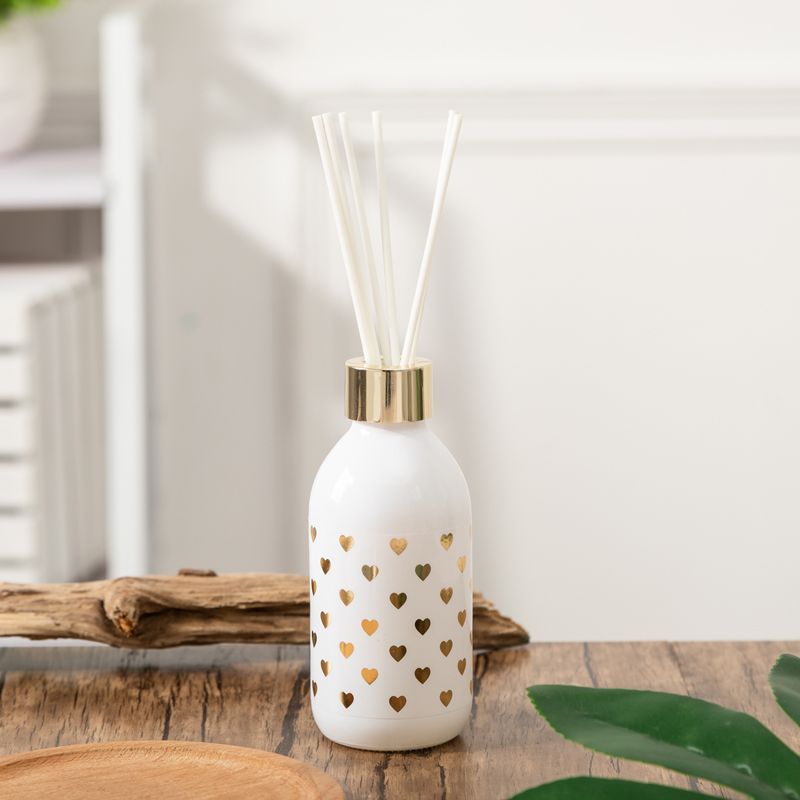 rattan fragrance / diffuser